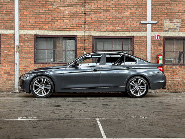 Bmw 320i high executive 184pk 2012 3-serie, 75-xgb-4 - afbeelding 8 van  42