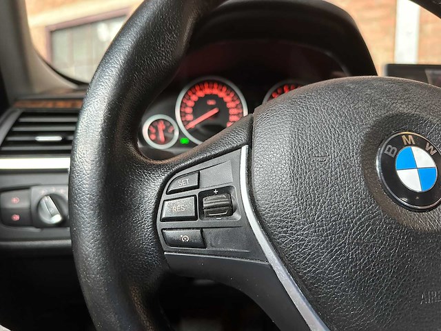 Bmw 320i high executive 184pk 2012 3-serie, 75-xgb-4 - afbeelding 14 van  42