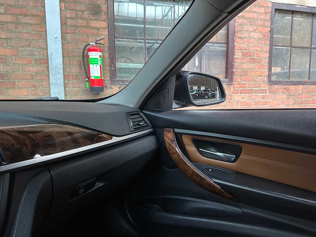 Bmw 320i high executive 184pk 2012 3-serie, 75-xgb-4 - afbeelding 24 van  42