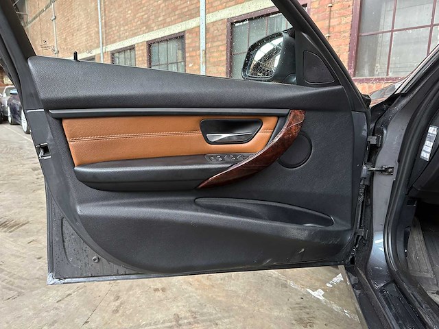 Bmw 320i high executive 184pk 2012 3-serie, 75-xgb-4 - afbeelding 25 van  42