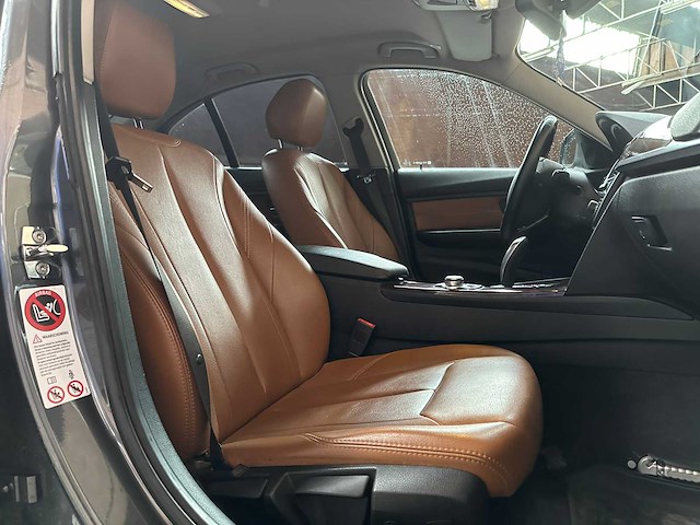 Bmw 320i high executive 184pk 2012 3-serie, 75-xgb-4 - afbeelding 33 van  42
