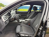 Bmw 320i high executive automotive - afbeelding 19 van  22