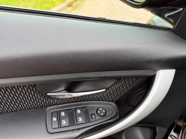 Bmw 320i high executive automotive - afbeelding 7 van  22