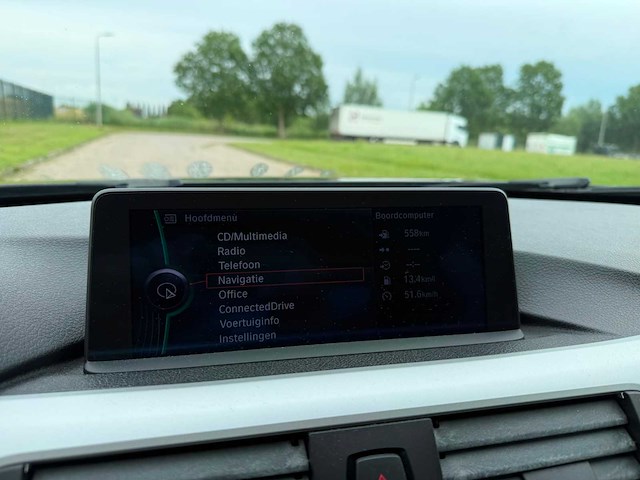 Bmw 320i high executive automotive - afbeelding 11 van  22