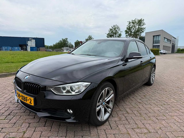 Bmw 320i high executive automotive - afbeelding 1 van  22