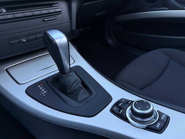 Bmw 320i touring business line m sport automaat, 61-xhr-2 - afbeelding 15 van  24