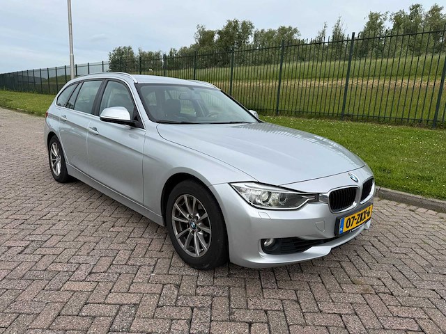 Bmw 320i touring high executive,* 07-zkx-6 - afbeelding 18 van  24