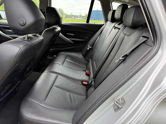 Bmw 320i touring high executive,* 07-zkx-6 - afbeelding 21 van  24