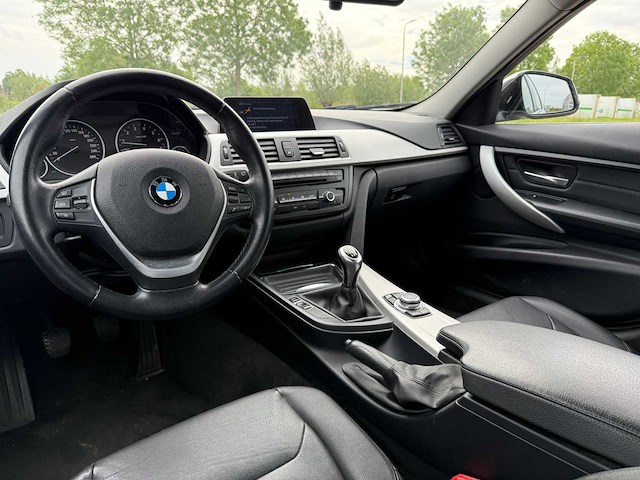 Bmw 320i touring high executive,* 07-zkx-6 - afbeelding 22 van  24