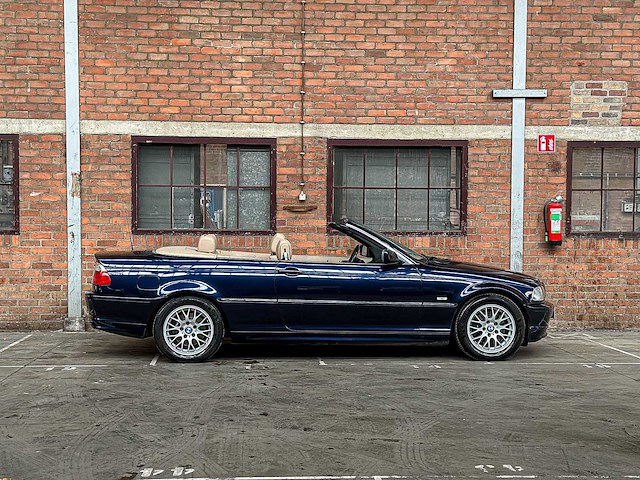 Bmw 325ci executive 192pk 2002 (origineel-nl) 3-serie cabriolet (hardtop + softtop), 11-jp-pg - afbeelding 9 van  45