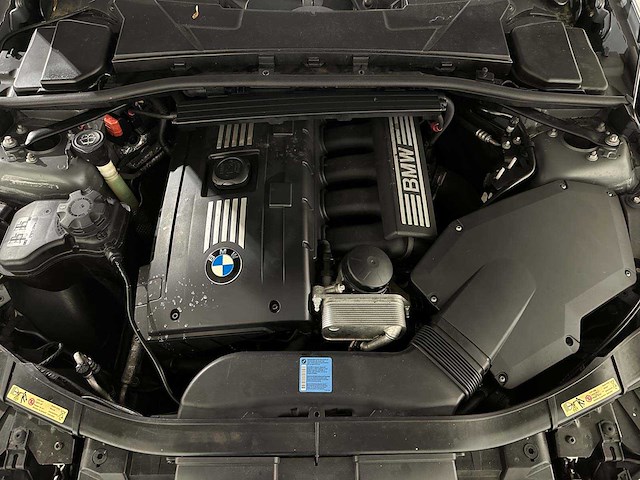 Bmw 325i cabrio 3.0 3-serie 218pk 2008 3-serie, 1-trx-62 - afbeelding 17 van  22