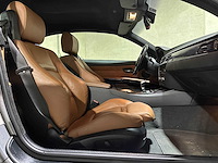 Bmw 325i cabrio 3.0 3-serie 218pk 2008 3-serie, 1-trx-62 - afbeelding 31 van  44