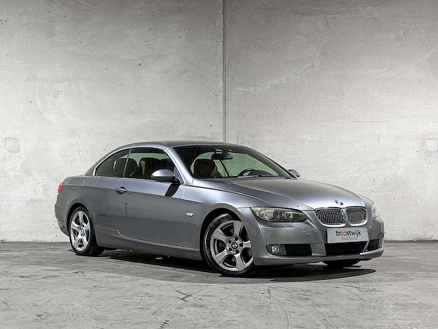 Bmw 325i cabrio 3.0 3-serie 218pk 2008 3-serie, 1-trx-62 - afbeelding 43 van  44