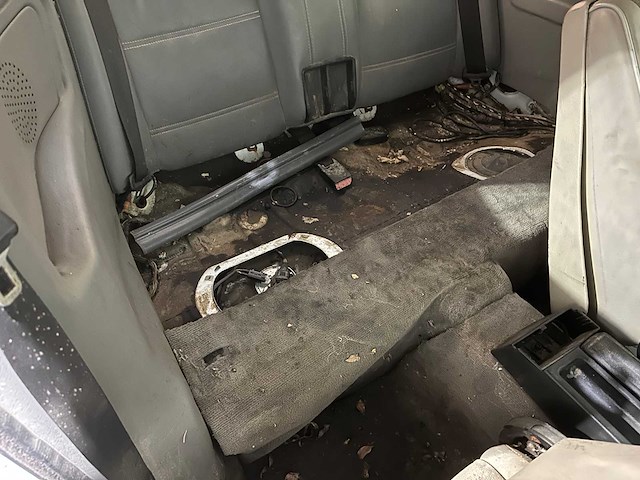 Bmw 325i cabriolet 170pk 1991 3-serie e30 youngtimer - afbeelding 33 van  44