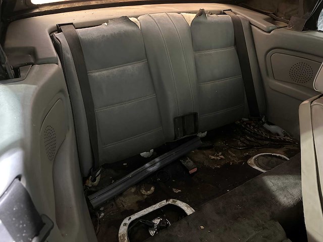 Bmw 325i cabriolet 170pk 1991 3-serie e30 youngtimer - afbeelding 35 van  44