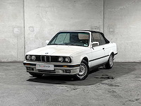 Bmw 325i cabriolet 170pk 1991 3-serie e30 youngtimer - afbeelding 40 van  44