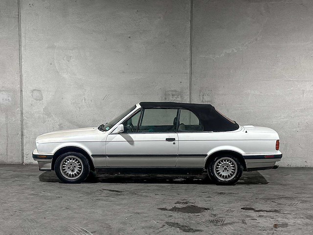 Bmw 325i cabriolet 170pk 1991 3-serie e30 youngtimer - afbeelding 14 van  43