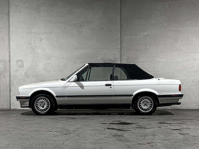 Bmw 325i cabriolet 170pk 1991 3-serie e30 youngtimer - afbeelding 15 van  43