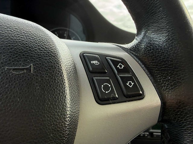 Bmw 325i dynamic executive automaat, 51-rt-dt - afbeelding 4 van  9