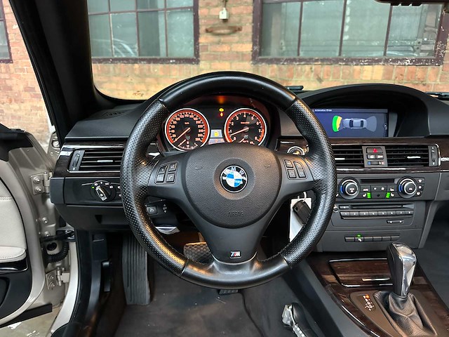 Bmw 325i high executive 217pk 2012 e93 3-serie cabriolet, 09-tgn-9 - afbeelding 11 van  44