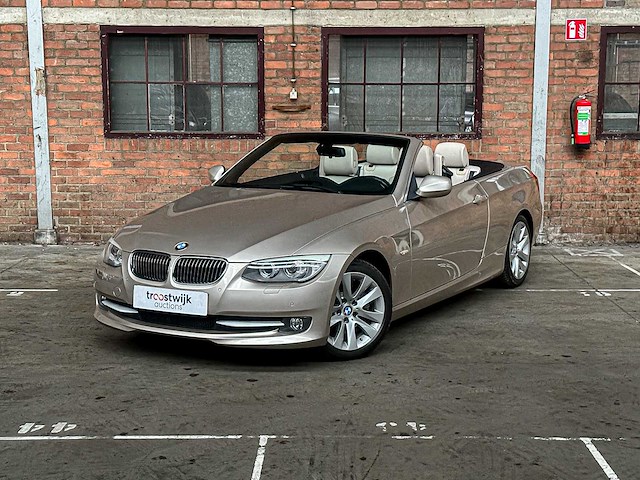 Bmw 325i high executive 217pk 2012 e93 3-serie cabriolet, 09-tgn-9 - afbeelding 12 van  44
