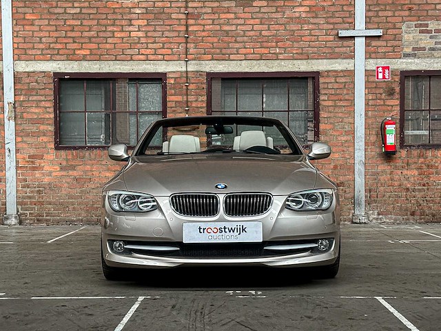 Bmw 325i high executive 217pk 2012 e93 3-serie cabriolet, 09-tgn-9 - afbeelding 34 van  44