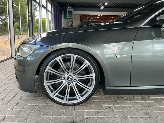 Bmw 328i cabriolet e93 | 3.0 i6 | 2011 modeljaar | youngtimer | 230 pk | achterwielaandrijving | btw auto - afbeelding 3 van  23