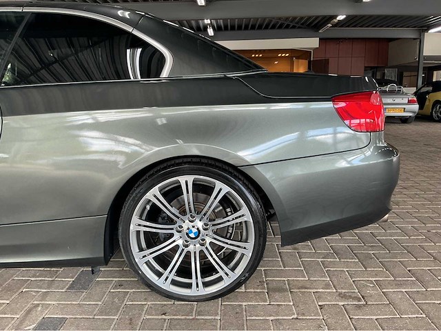 Bmw 328i cabriolet e93 | 3.0 i6 | 2011 modeljaar | youngtimer | 230 pk | achterwielaandrijving | btw auto - afbeelding 4 van  23