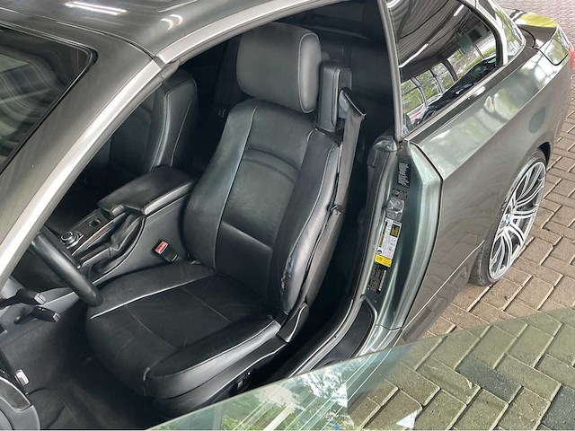 Bmw 328i cabriolet e93 | 3.0 i6 | 2011 modeljaar | youngtimer | 230 pk | achterwielaandrijving | btw auto - afbeelding 10 van  23