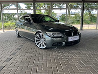 Bmw 328i cabriolet e93 | 3.0 i6 | 2011 modeljaar | youngtimer | 230 pk | achterwielaandrijving | btw auto - afbeelding 17 van  23