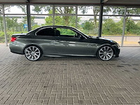 Bmw 328i cabriolet e93 | 3.0 i6 | 2011 modeljaar | youngtimer | 230 pk | achterwielaandrijving | btw auto - afbeelding 19 van  23