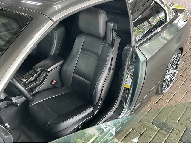 Bmw 328i cabriolet e93 | 3.0 i6 | 2011 modeljaar | youngtimer | 230 pk | achterwielaandrijving | btw auto - afbeelding 10 van  23