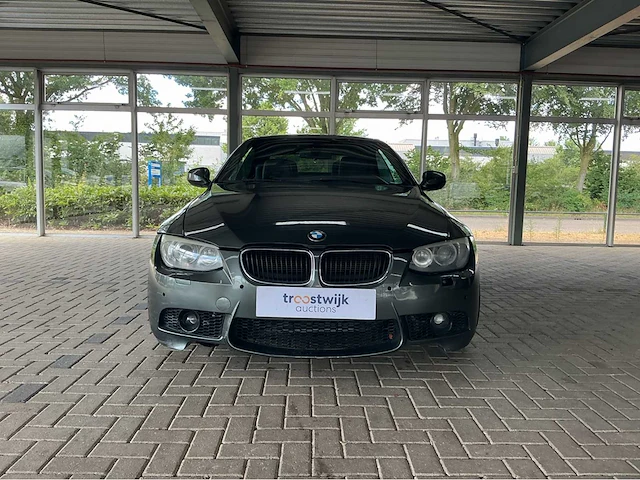 Bmw 328i cabriolet e93 | 3.0 i6 | 2011 modeljaar | youngtimer | 230 pk | achterwielaandrijving | btw auto - afbeelding 12 van  23