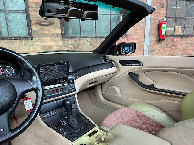 Bmw 330ci m-sport e46 231pk 2001 3-serie cabriolet (78.000km) youngtimer - afbeelding 20 van  39