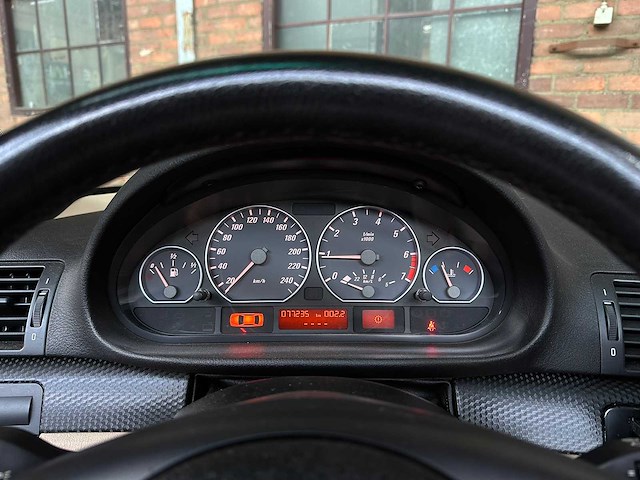 Bmw 330ci m-sport e46 231pk 2001 3-serie cabriolet (78.000km) youngtimer - afbeelding 17 van  39