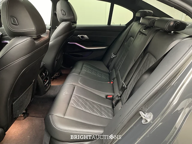 Bmw 330e 3-serie edrive edition 296pk 2020 (origineel-nl) 3-serie, j-751-tg - afbeelding 2 van  46