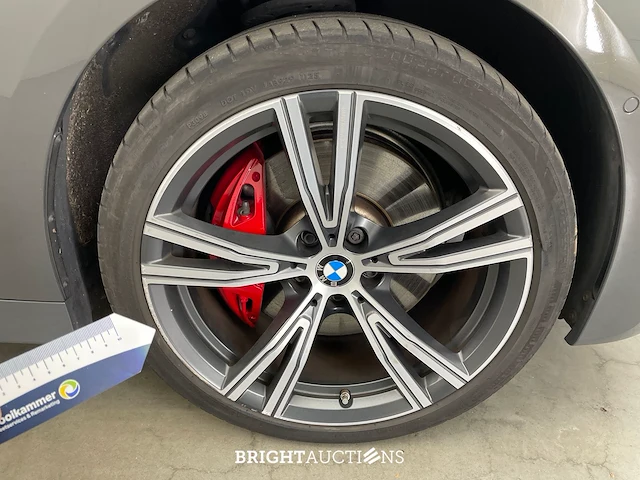 Bmw 330e 3-serie edrive edition 296pk 2020 (origineel-nl) 3-serie, j-751-tg - afbeelding 26 van  46