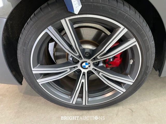 Bmw 330e 3-serie edrive edition 296pk 2020 (origineel-nl) 3-serie, j-751-tg - afbeelding 28 van  46