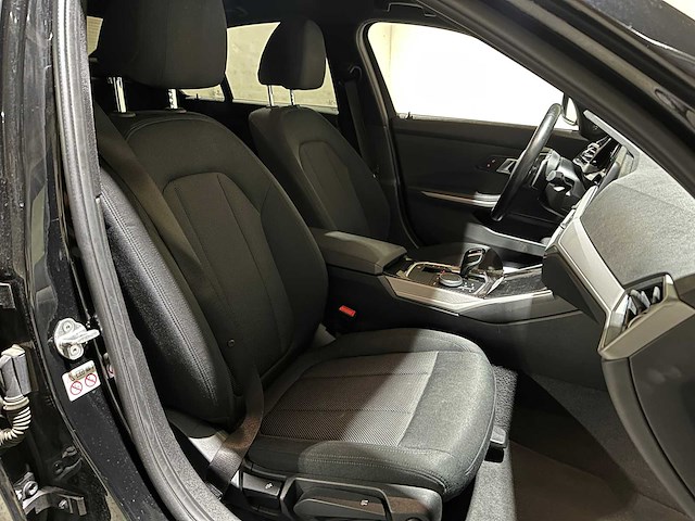 Bmw 330e high executive g20 184pk 2020 3-serie, x-201-fs - afbeelding 37 van  44