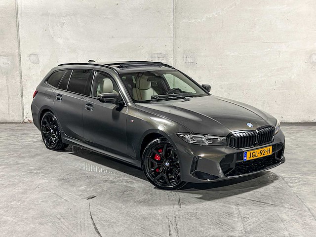 Bmw 330e touring 3-serie 292pk 2025 (origineel-nl + 1e eigenaar), jgl-92-h - afbeelding 5 van  56
