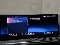 Bmw 330e touring 3-serie 292pk 2025 (origineel-nl + 1e eigenaar), jgl-92-h - afbeelding 36 van  56