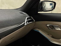 Bmw 330e touring 3-serie 292pk 2025 (origineel-nl + 1e eigenaar), jgl-92-h - afbeelding 39 van  56