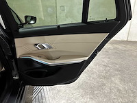 Bmw 330e touring 3-serie 292pk 2025 (origineel-nl + 1e eigenaar), jgl-92-h - afbeelding 47 van  56