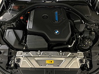 Bmw 330e touring 3-serie 292pk 2025 (origineel-nl + 1e eigenaar), jgl-92-h - afbeelding 51 van  56