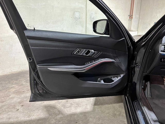 Bmw 330e touring business edition plus 184pk 2021 3-serie (origineel-nl + 1e eigenaar) l-480-tl - afbeelding 15 van  39