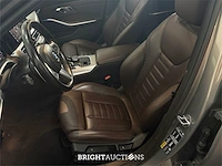 Bmw 330e touring business edition plus 296pk 2022 (origineel-nl) 3-serie, r-481-hv - afbeelding 3 van  39