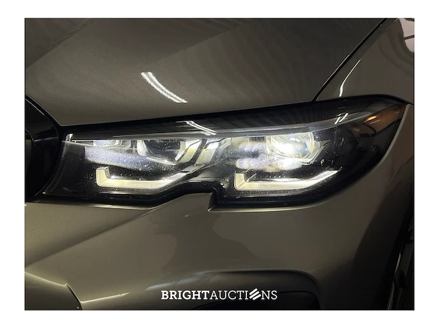 Bmw 330e touring business edition plus 296pk 2022 (origineel-nl) 3-serie, r-481-hv - afbeelding 17 van  39