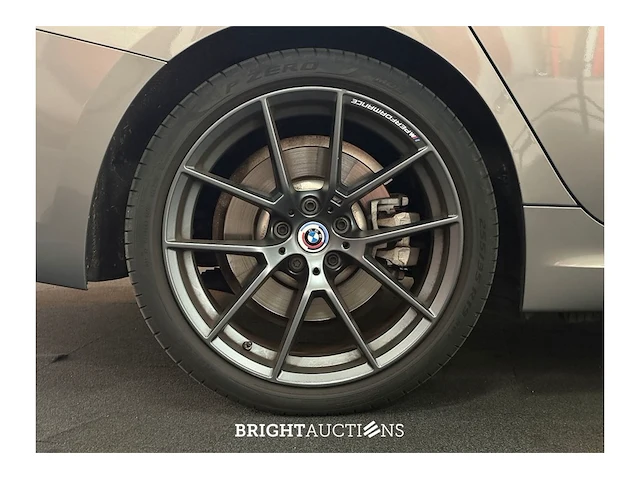 Bmw 330e touring business edition plus 296pk 2022 (origineel-nl) 3-serie, r-481-hv - afbeelding 24 van  39