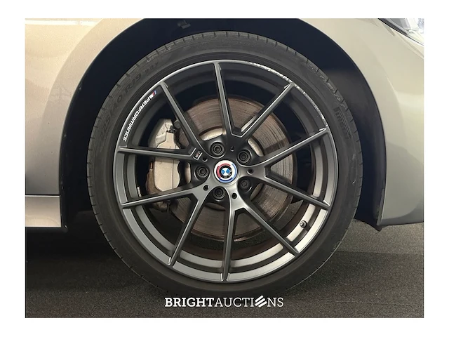 Bmw 330e touring business edition plus 296pk 2022 (origineel-nl) 3-serie, r-481-hv - afbeelding 25 van  39