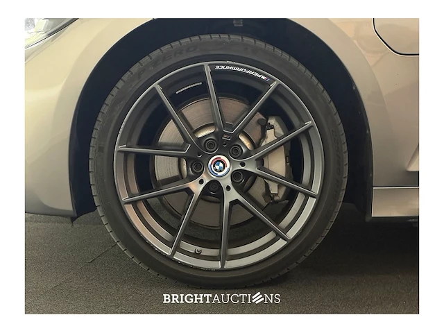 Bmw 330e touring business edition plus 296pk 2022 (origineel-nl) 3-serie, r-481-hv - afbeelding 26 van  39